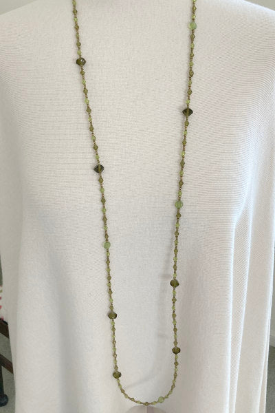Glass colored beaded necklace